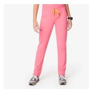 Figs Yola Skinny scrub in neon pink pant S (tall)